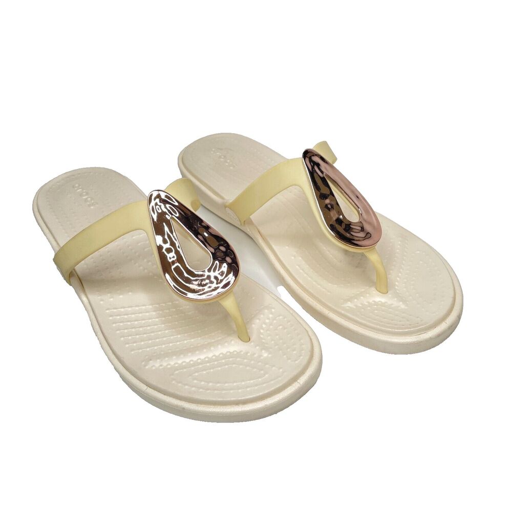CROCS Sanrah Liquid Metallic White/Gold Dual-Comfort Sandals 205582 Womens Sz 7